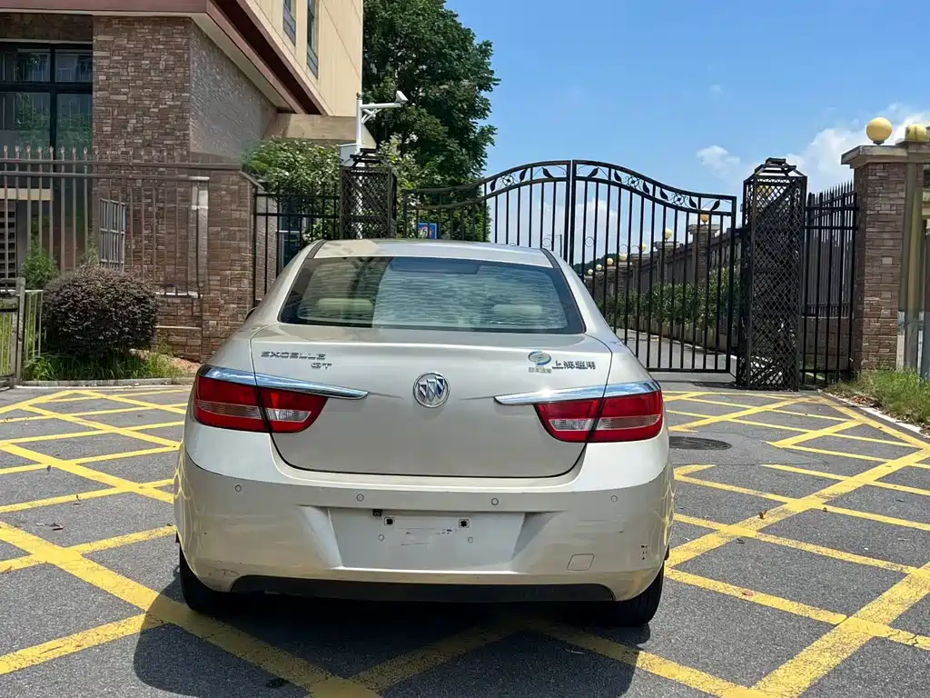 Buick Excelle — миниатюра 8