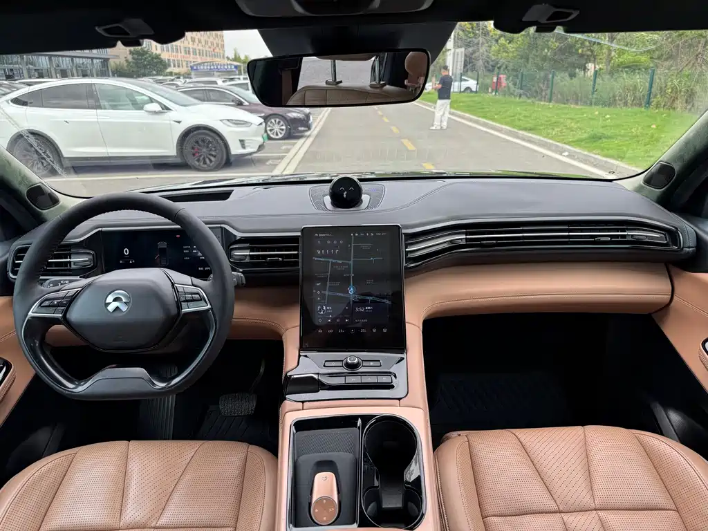 NIO ES8 — миниатюра 20