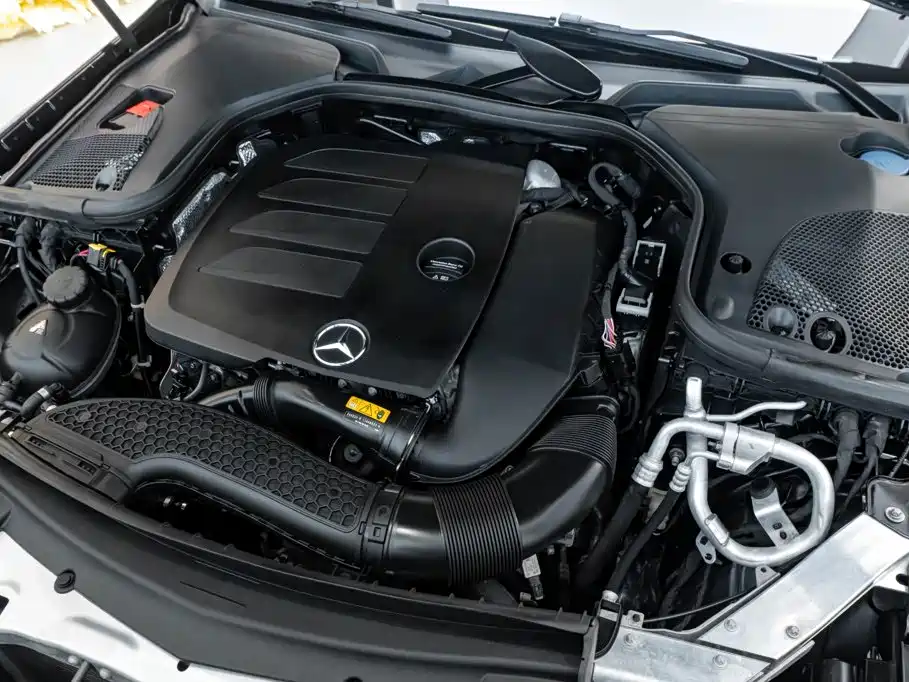Mercedes-Benz E-Class — миниатюра 11