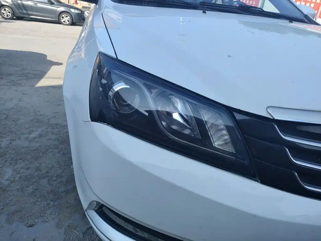 Geely Emgrand — миниатюра 7