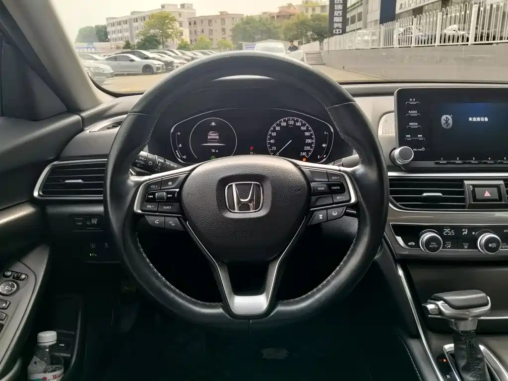 Honda Accord — миниатюра 15