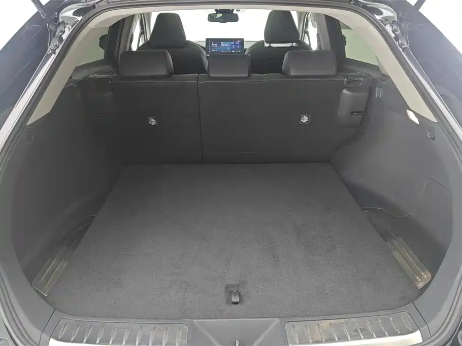 TOYOTA LING FANG HARRIER