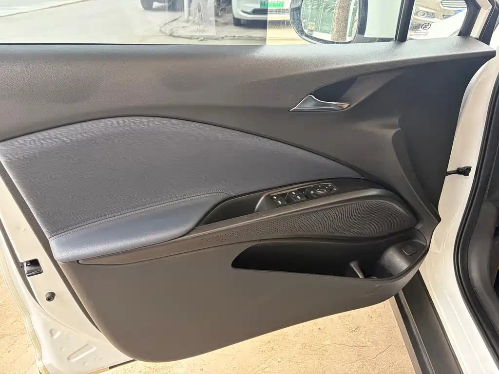 BUICK SLIGHTLY BLUE 6