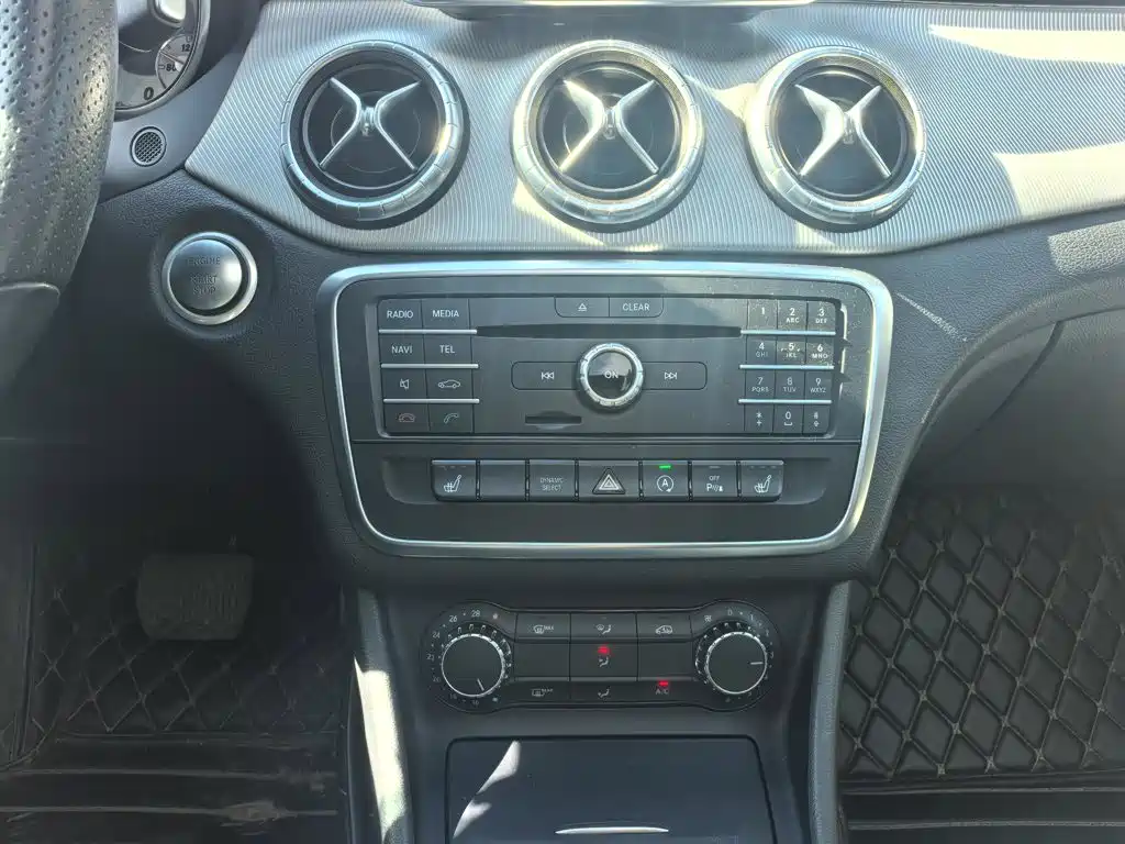Mercedes-Benz CLA (Import) — миниатюра 20