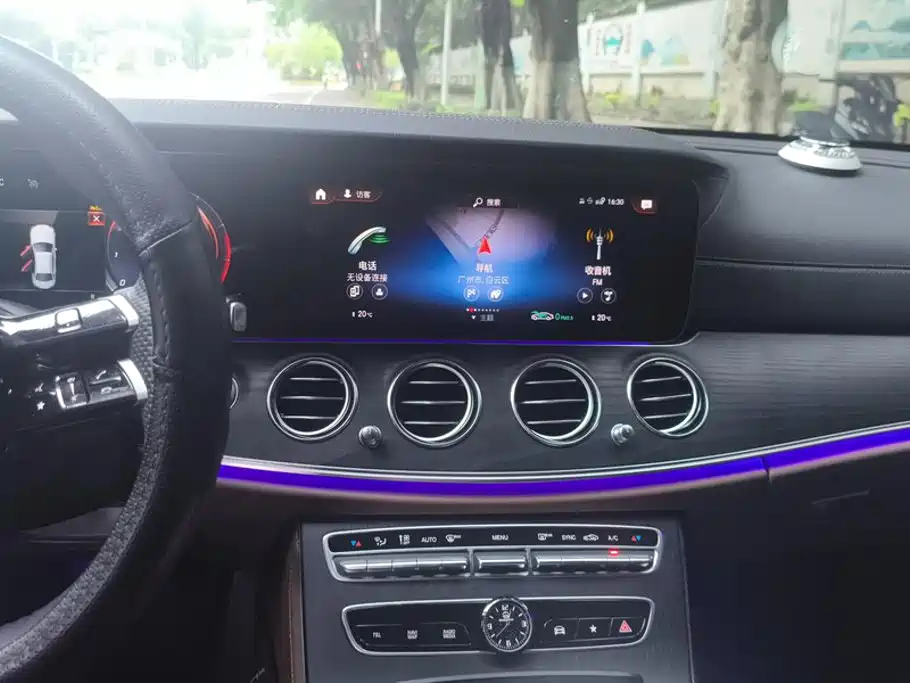Mercedes-Benz E-Class — миниатюра 13