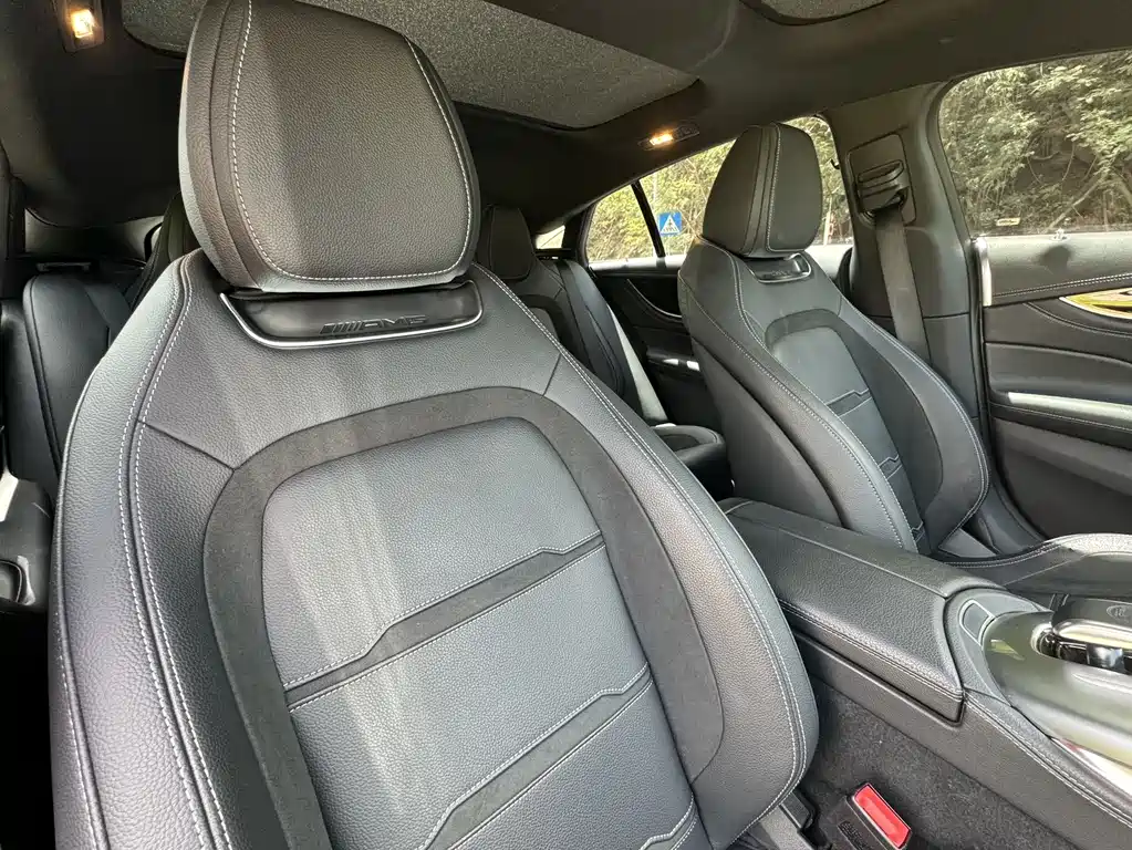 MERCEDES-BENZ AMG GT