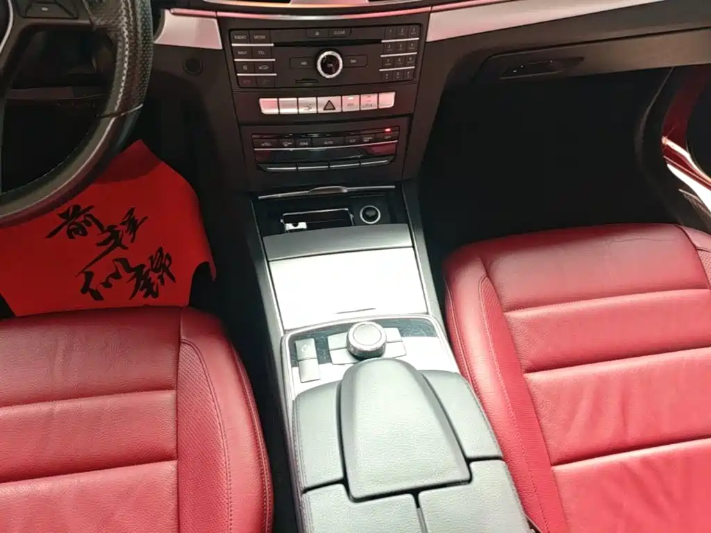 Mercedes-Benz E-Class (Import) — миниатюра 14