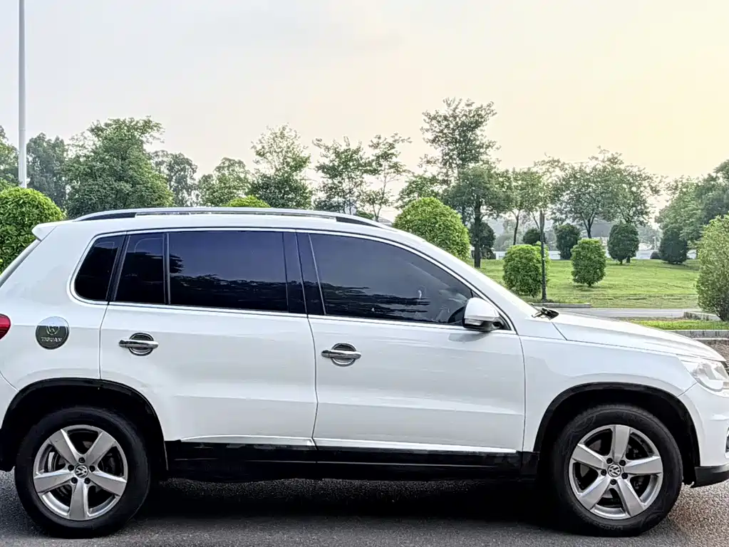 Volkswagen Tiguan — миниатюра 4