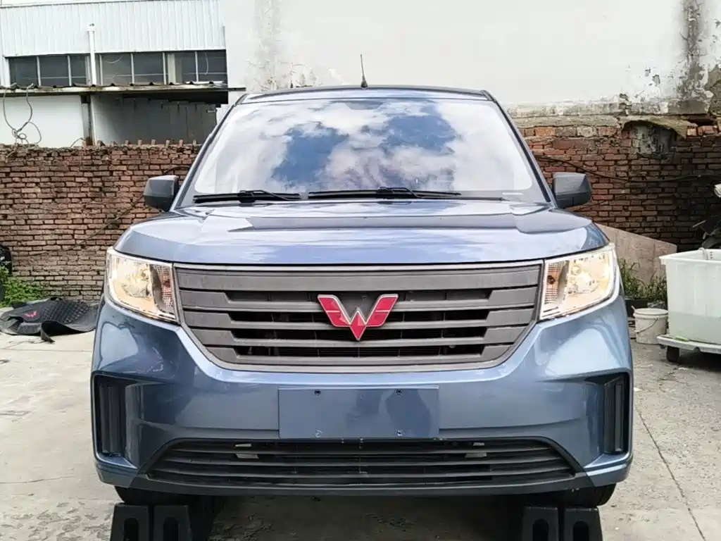 Wuling Hongguang PLUS — миниатюра 3