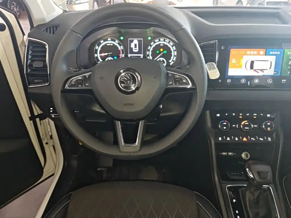 Skoda Karoq — миниатюра 11