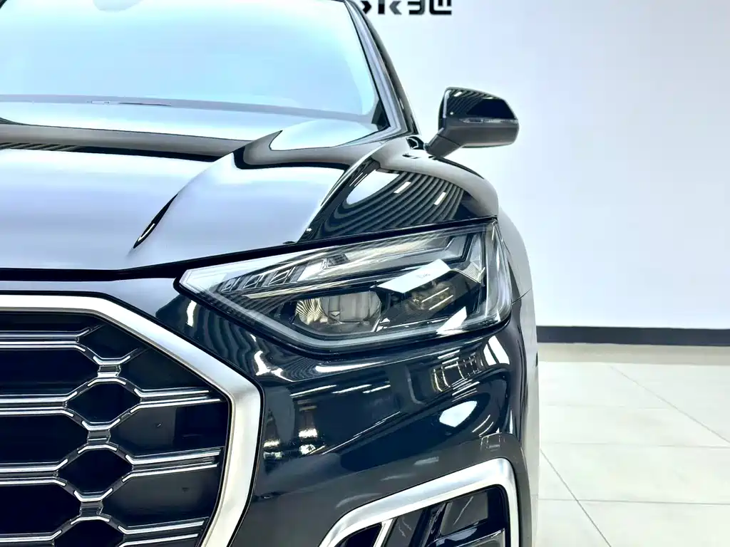 Audi Q5L 2022 40T Luxury