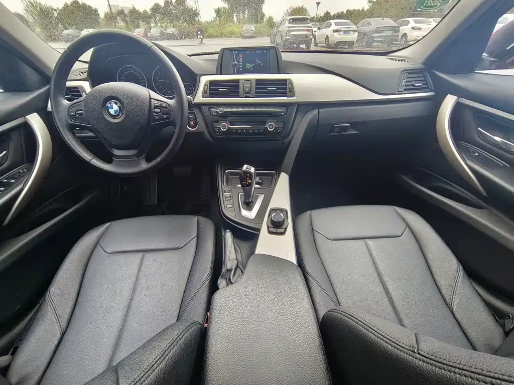 BMW 3 Series — миниатюра 10