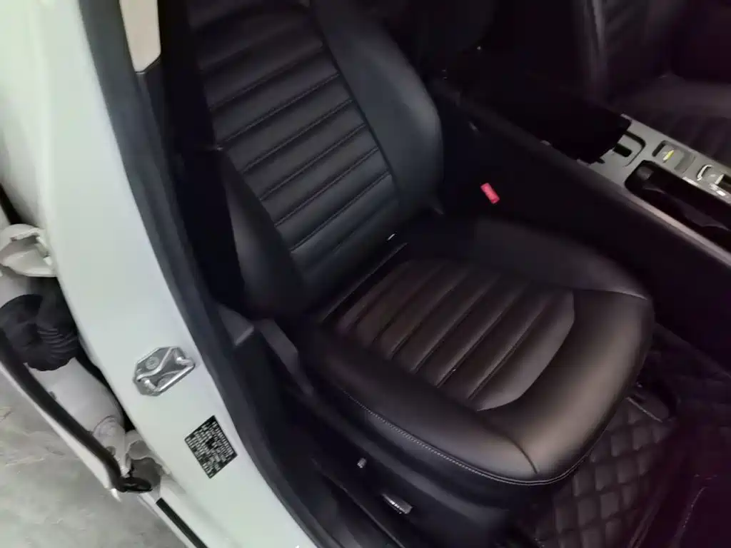 Ford Mondeo — миниатюра 25