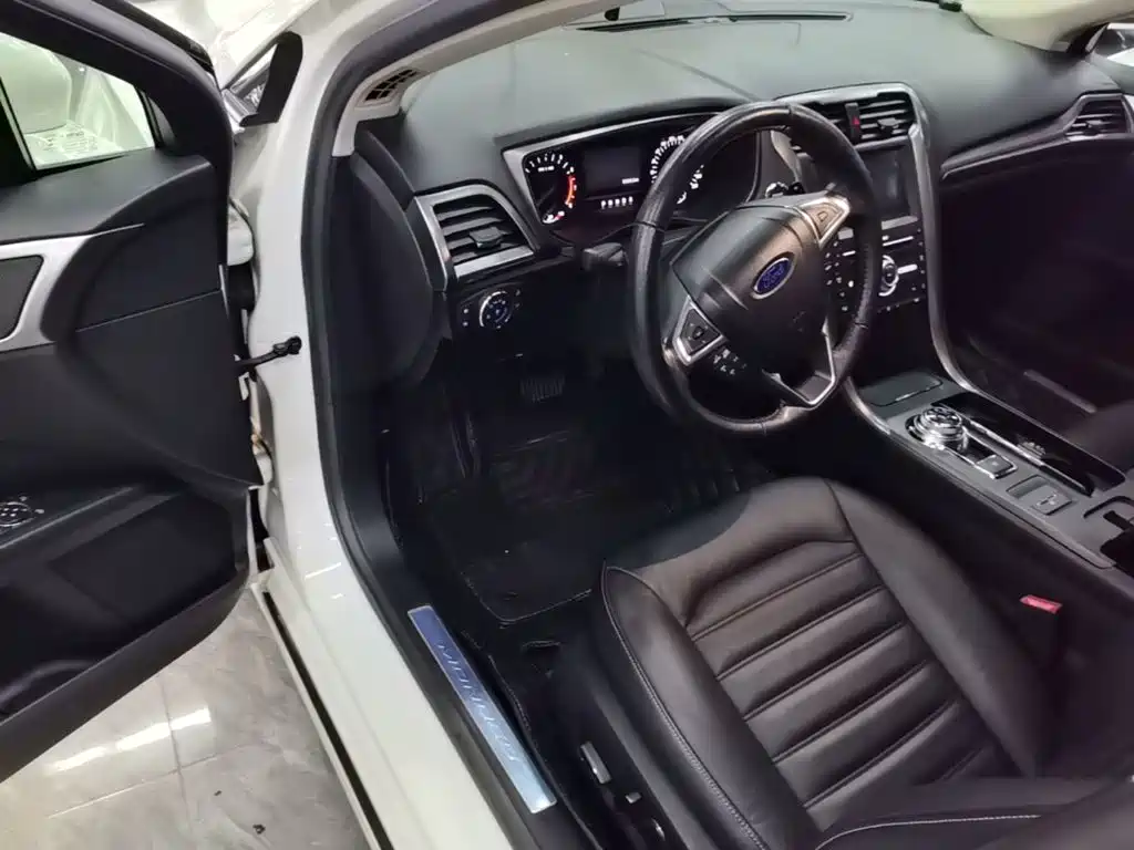 Ford Mondeo — миниатюра 16