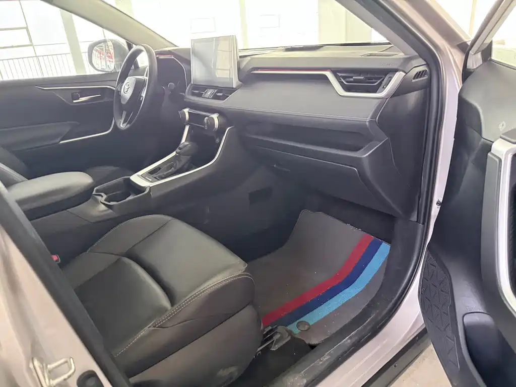Toyota Wildlander - фото 21