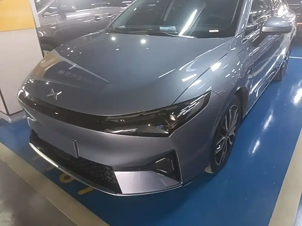 XPeng P5 — миниатюра 24