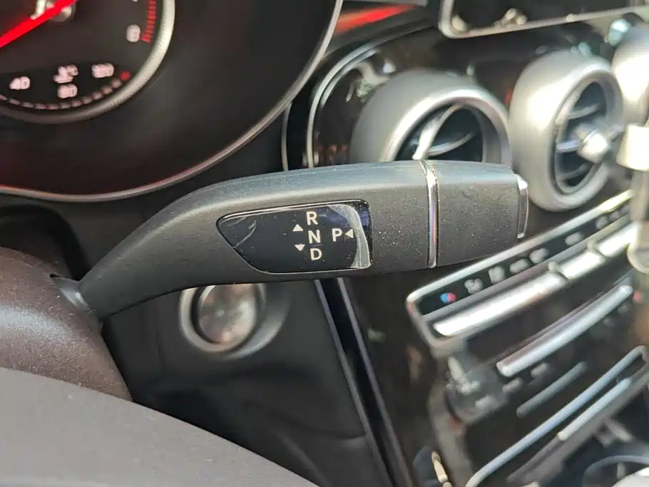 Mercedes-Benz GLC — миниатюра 16