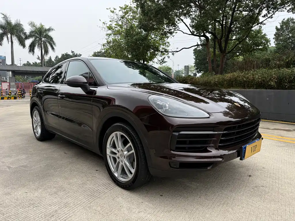 Porsche Cayenne — миниатюра 3