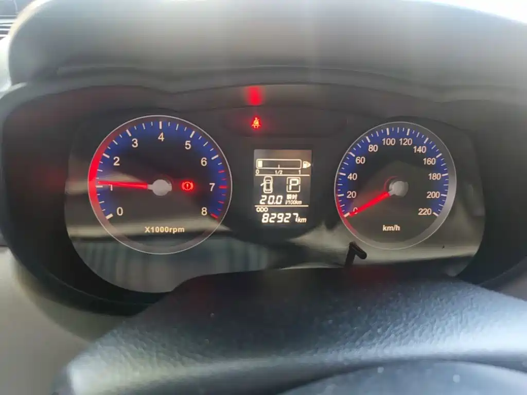 Venucia R50 — миниатюра 12