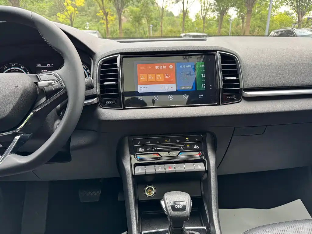 Skoda Karoq — миниатюра 17