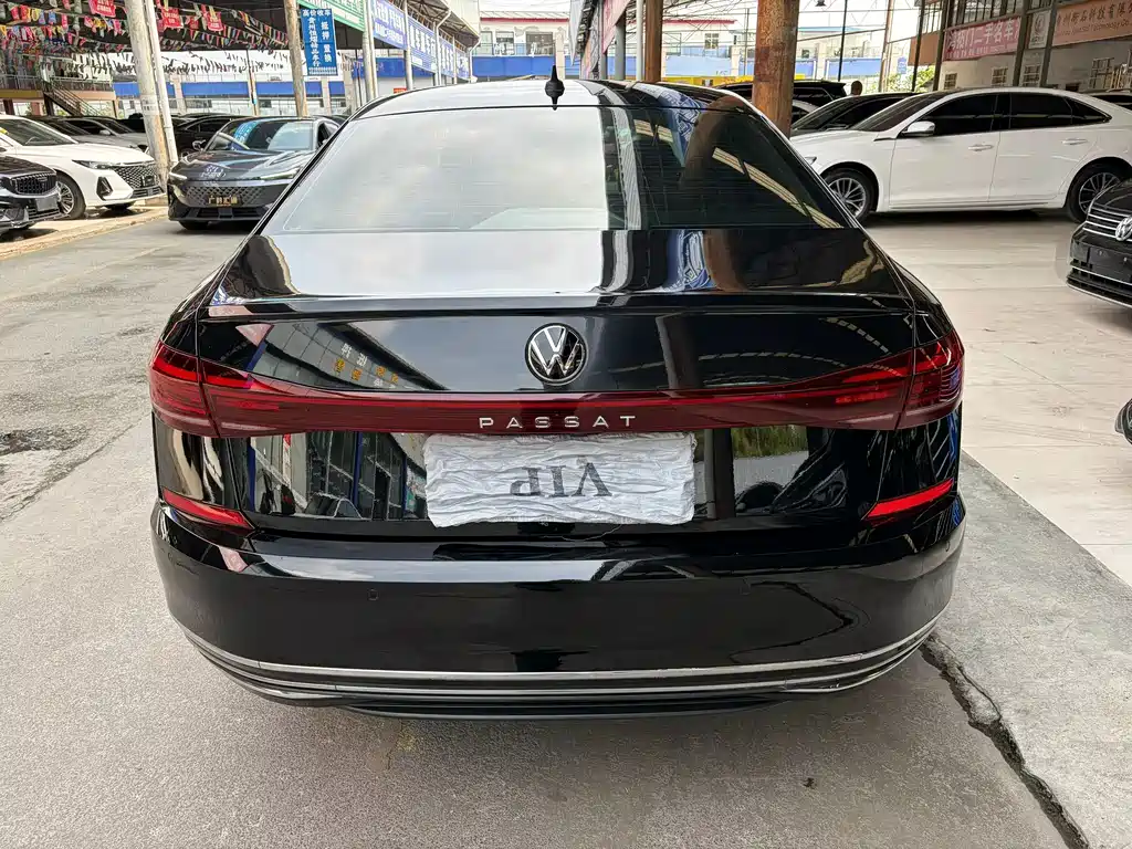 Volkswagen Passat — миниатюра 11