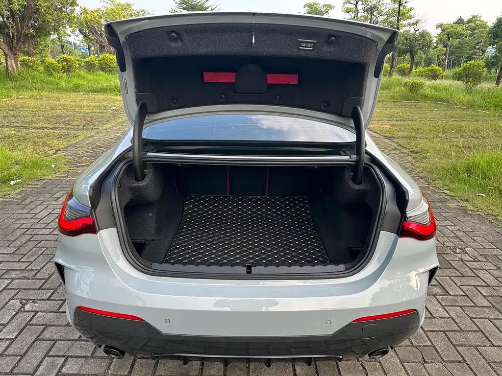 BMW 4 Series — миниатюра 17