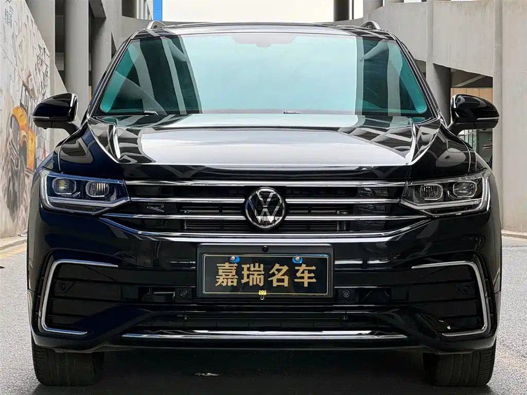 Volkswagen Tiguan L L 2024 330TSI AT R-Line