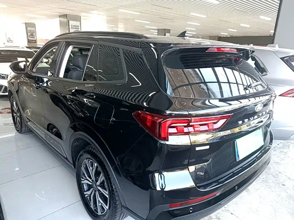Ford Equator Sport — миниатюра 5