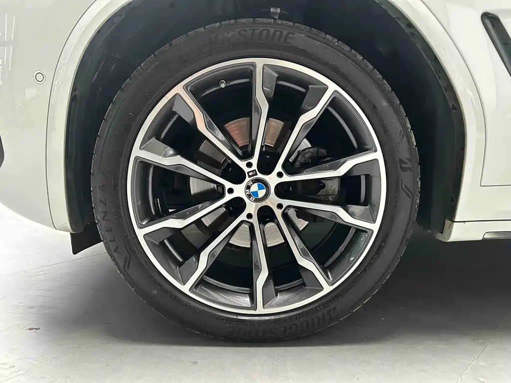 BMW X3 — миниатюра 3