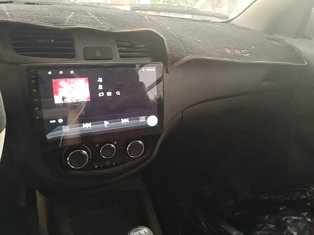 Wuling Hongguang — миниатюра 18