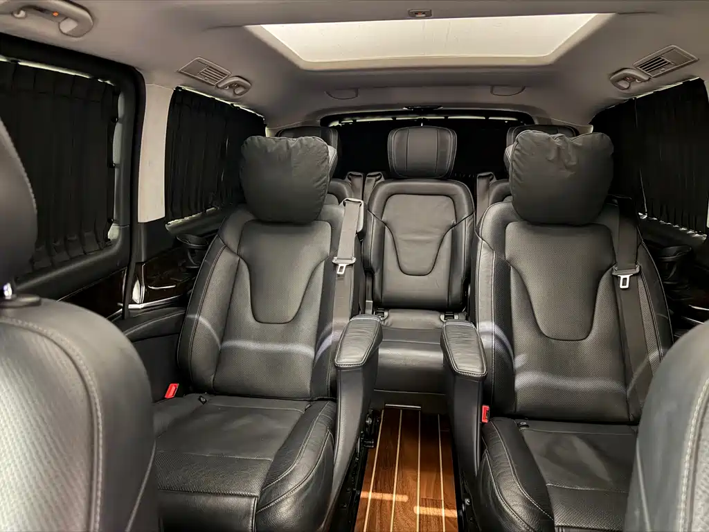 Mercedes-Benz V-Class — миниатюра 7