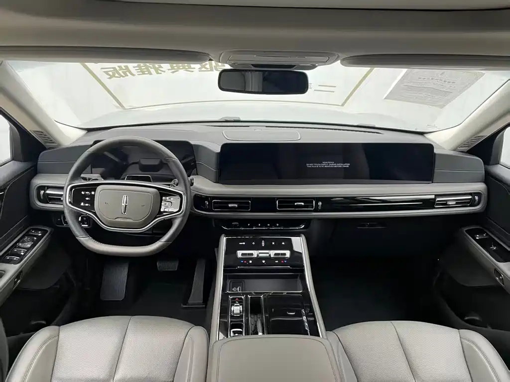 Lincoln Aviator — миниатюра 6