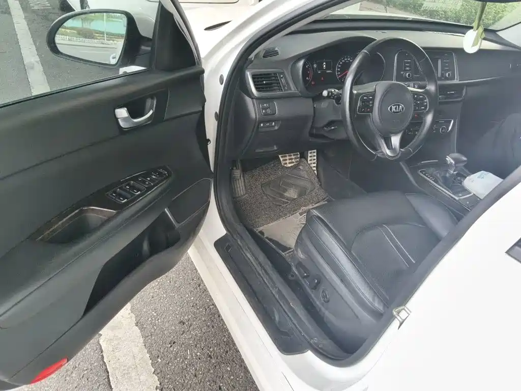 Kia K5 — миниатюра 14