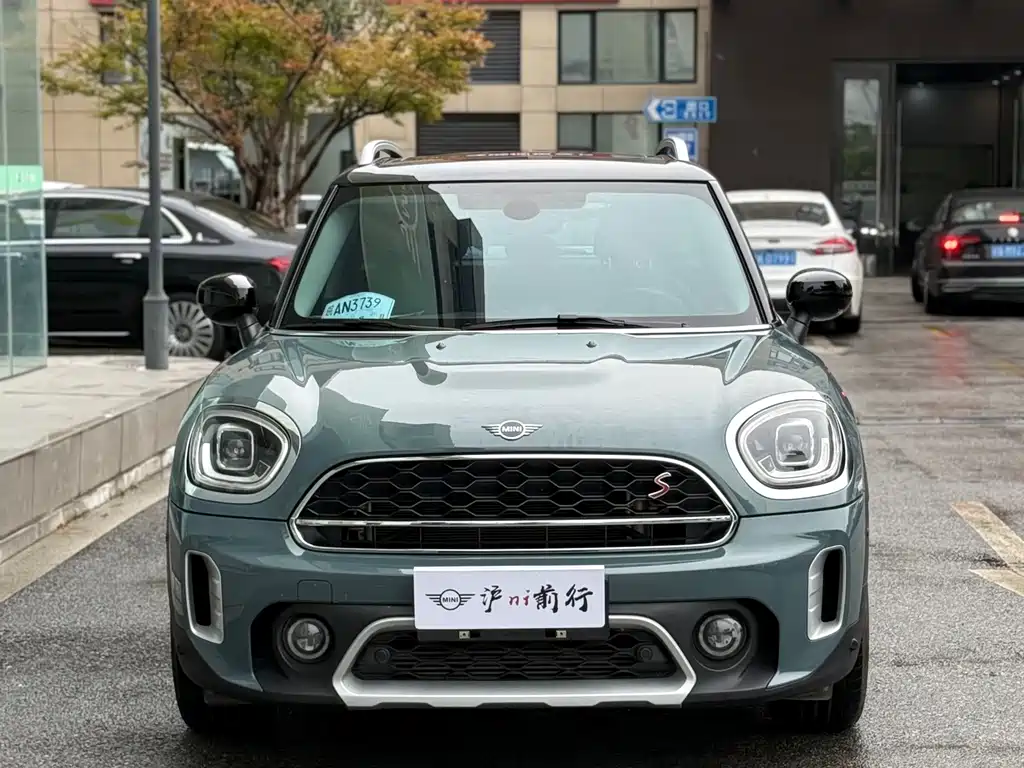 MINI  COUNTRYMAN