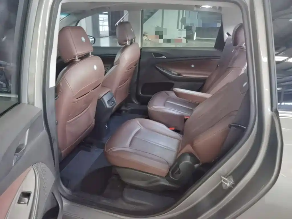 Buick GL6 — миниатюра 17