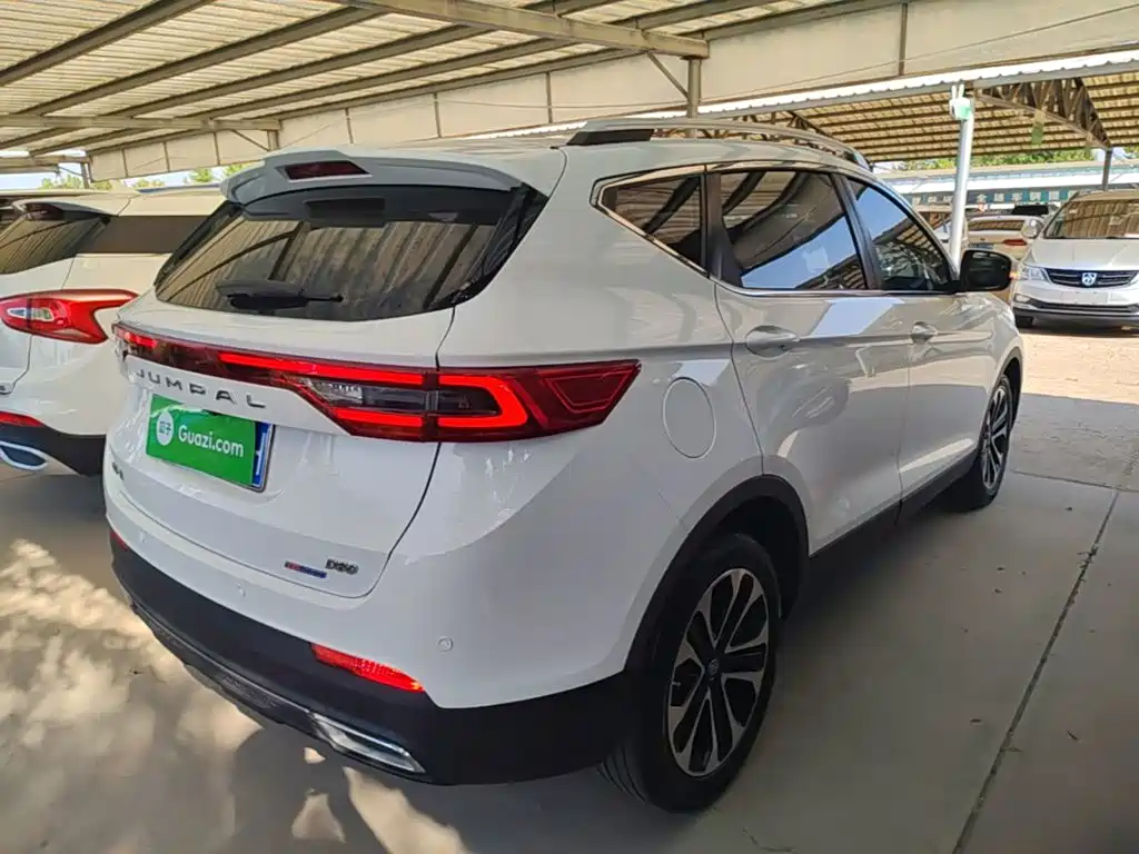 FAW 骏派D80 — миниатюра 7