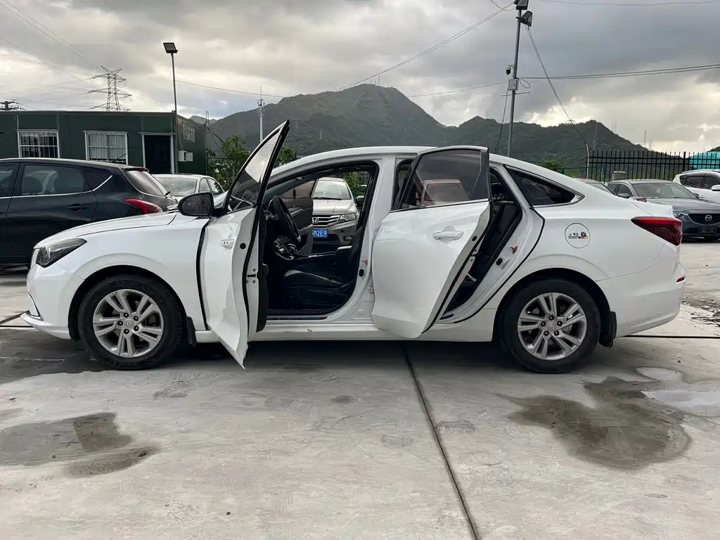 Changan Eado — миниатюра 16