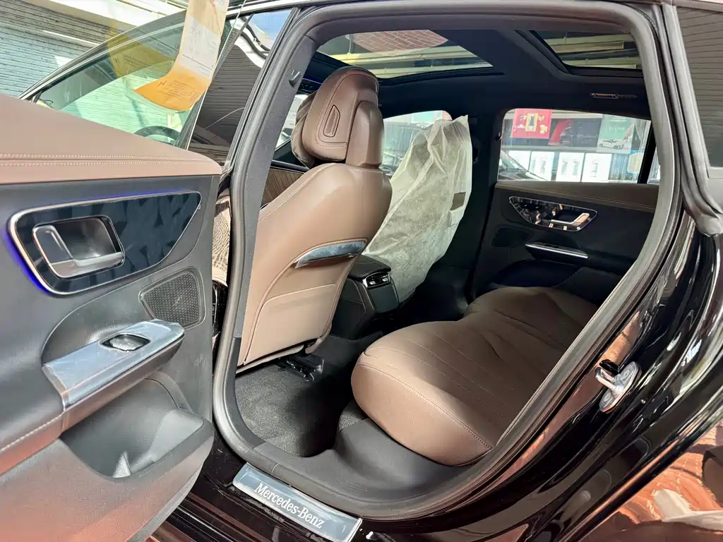 Mercedes-Benz EQE 2025 500 4MATIC