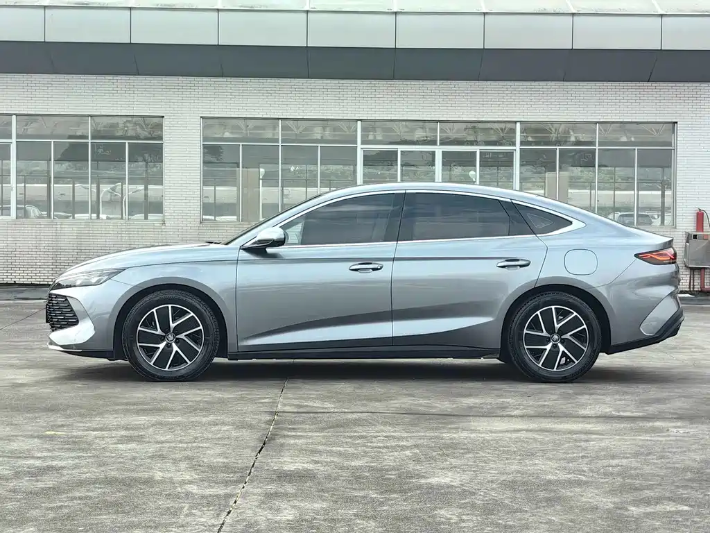 BYD Qin L — миниатюра 9