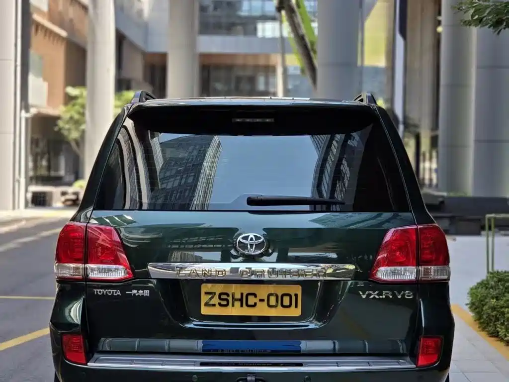 Toyota Land Cruiser — миниатюра 3