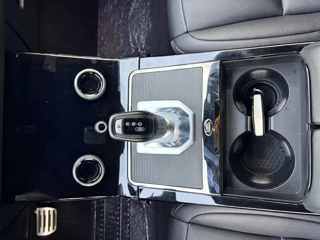 Land Rover Evoque — миниатюра 8