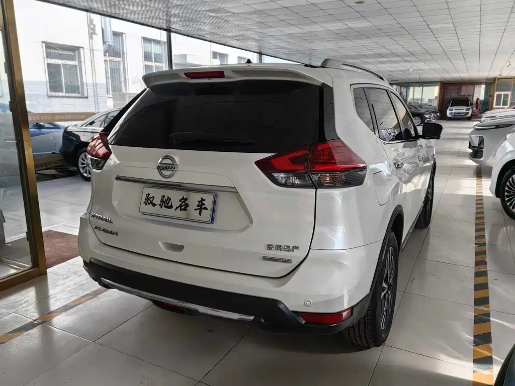 NISSAN QIJUN