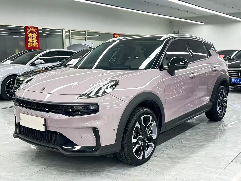 Купить Lynk & Co 06