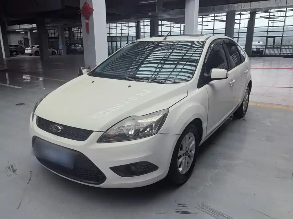 Ford Focus 2013 1.8L MT