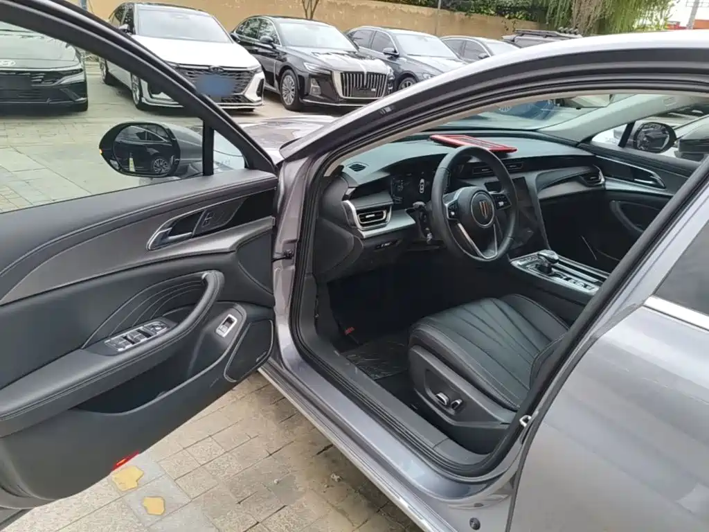 Hongqi Hongqi H5 — миниатюра 16