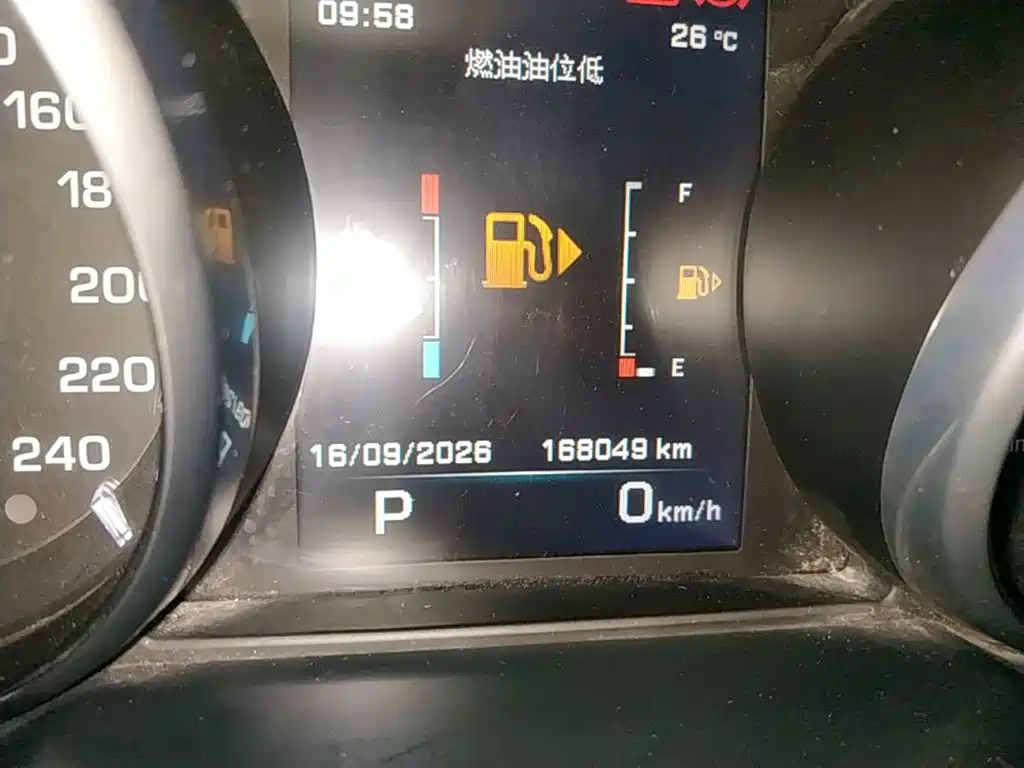 Land Rover Discovery Sport — миниатюра 12
