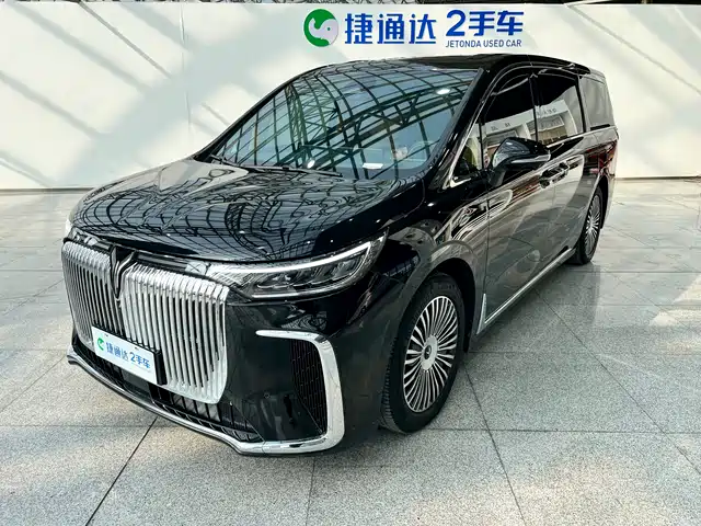 VOYAH LANTU DREAMER 2025