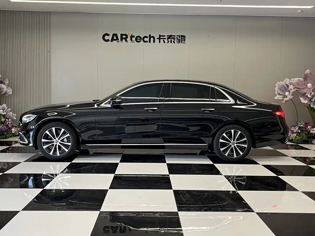 Mercedes-Benz E-Class New Energy — миниатюра 8