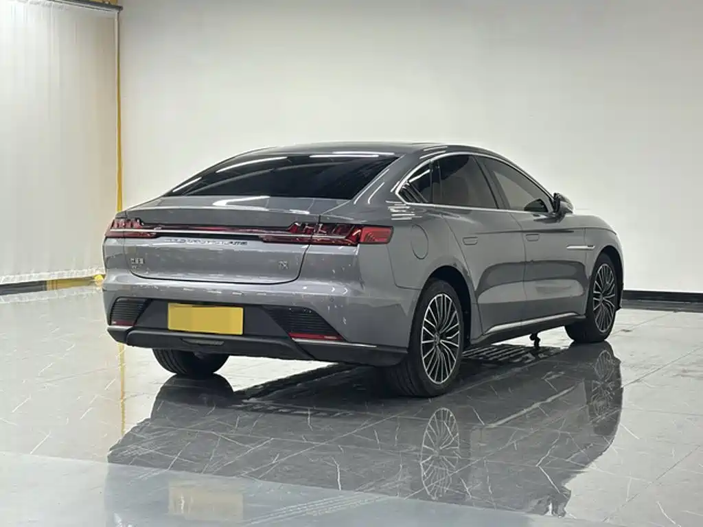 BYD Han — миниатюра 6