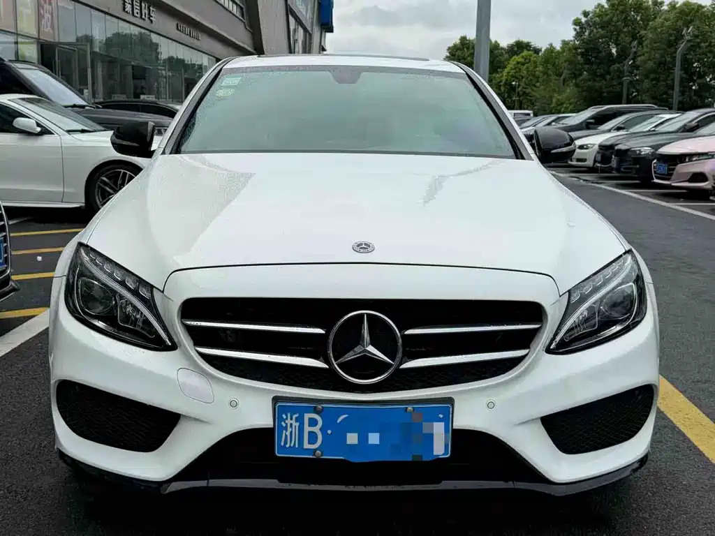 Mercedes-Benz C-Class — миниатюра 2